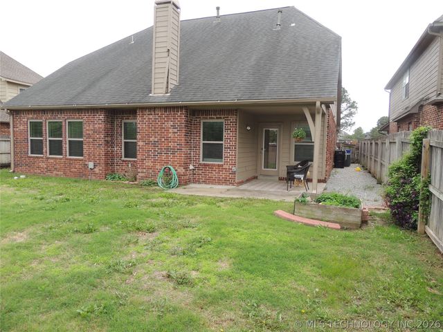 4416 W Indianola Street, Broken Arrow, OK 74012
