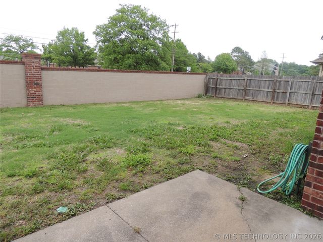 4416 W Indianola Street, Broken Arrow, OK 74012
