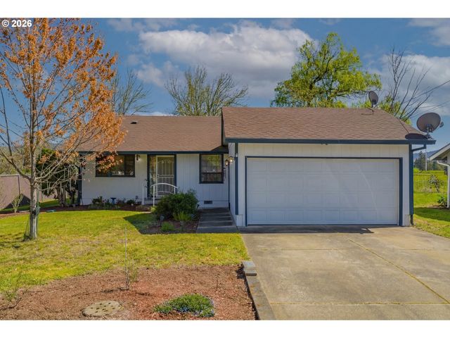 1375 Nw KEASEY St, Roseburg, OR 97471