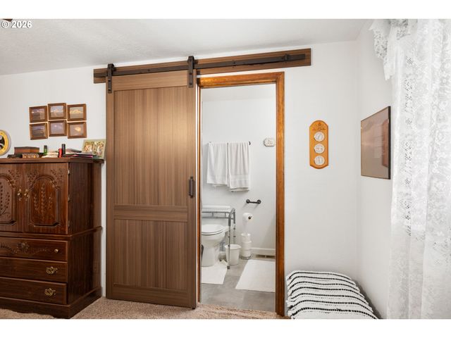 1375 Nw KEASEY St, Roseburg, OR 97471