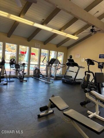 286 Oakleaf Drive 23, Thousand Oaks, CA 91360