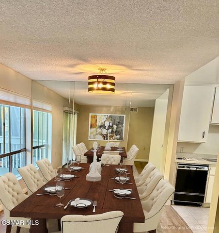 286 Oakleaf Drive 23, Thousand Oaks, CA 91360