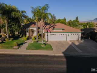 3707 Mont Blanc Terrace, Bakersfield, CA 93306