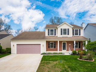 802 Edgewater Lane, Marysville, OH 43040