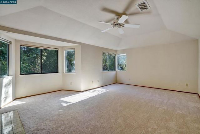 5 Chadbourne Dr, Danville, CA 94506