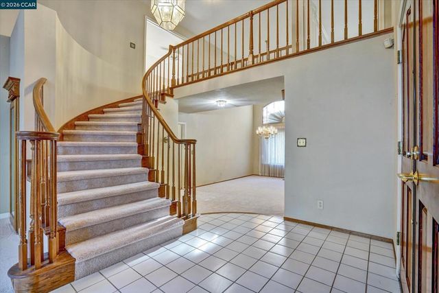5 Chadbourne Dr, Danville, CA 94506