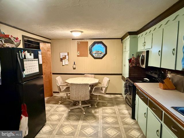 111 FURNACE ST, Lebanon, PA 17042