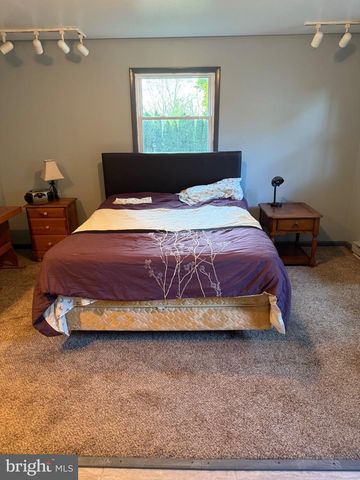 111 FURNACE ST, Lebanon, PA 17042