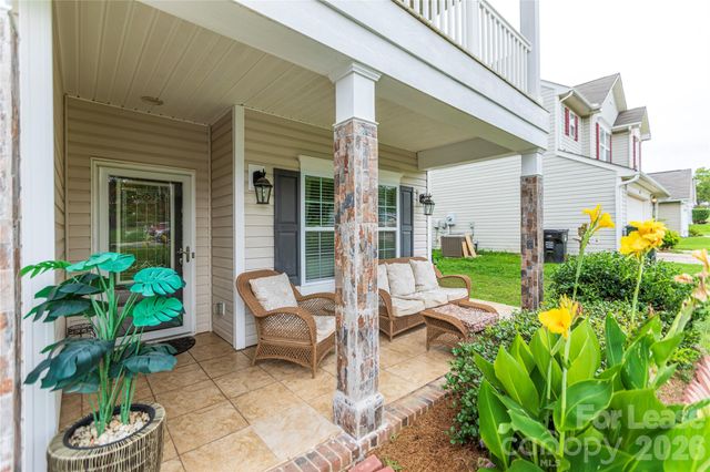 2922 Deep Cove Drive NW, Concord, NC 28027