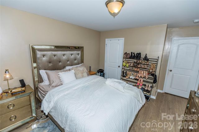 2922 Deep Cove Drive NW, Concord, NC 28027