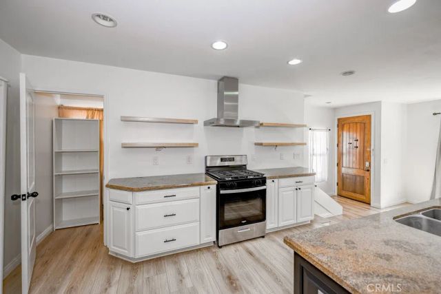 25252 Atwood, Newhall, CA 91321