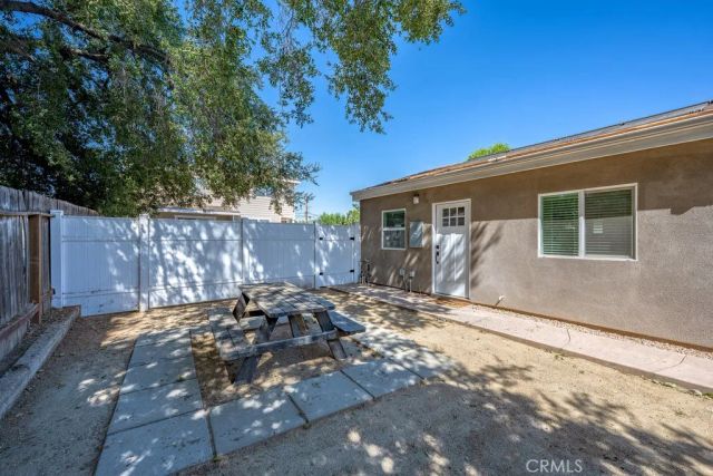 25252 Atwood, Newhall, CA 91321