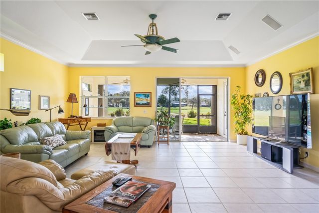 747 Hampton Woods Lane SW, Vero Beach, FL 32962