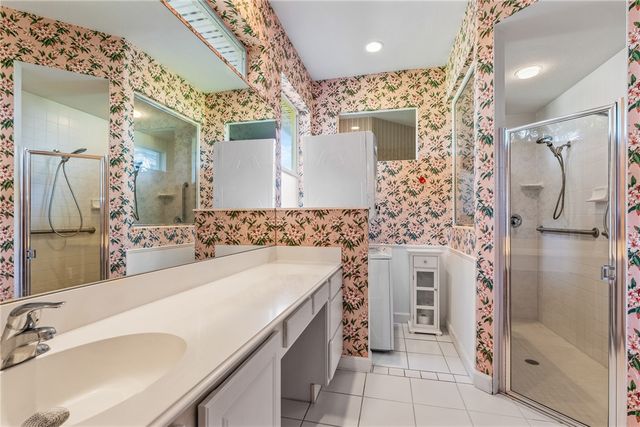 747 Hampton Woods Lane SW, Vero Beach, FL 32962