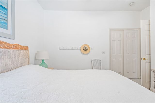 747 Hampton Woods Lane SW, Vero Beach, FL 32962