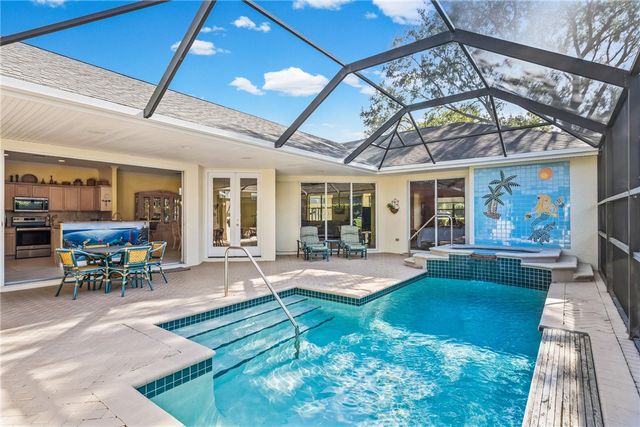 747 Hampton Woods Lane SW, Vero Beach, FL 32962