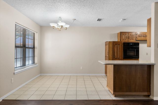 322 Juanita Avenue, Wills Point, TX 75169