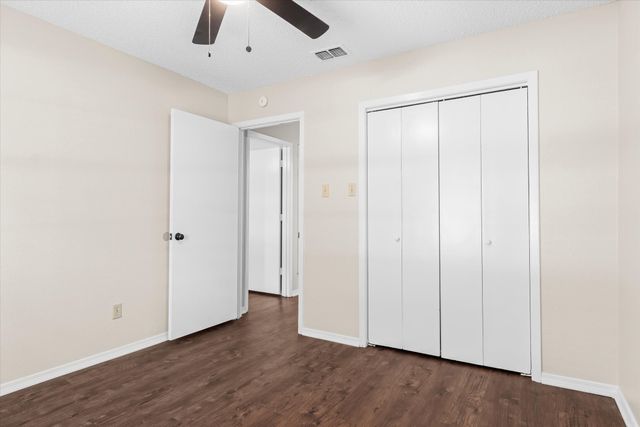 322 Juanita Avenue, Wills Point, TX 75169