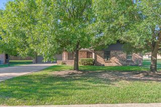 322 Juanita Avenue, Wills Point, TX 75169