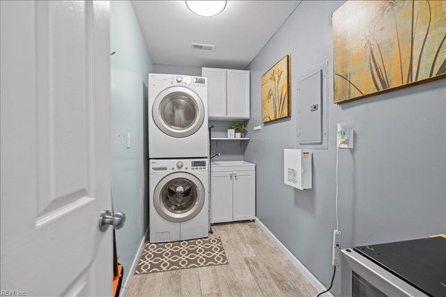 1477 Shoveller AVE, Virginia Beach, VA 23454
