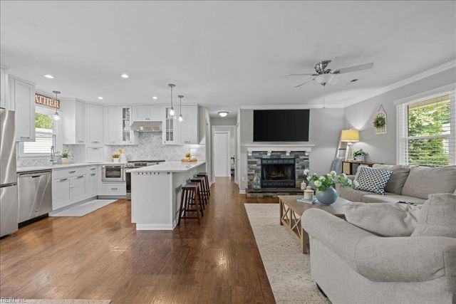 1477 Shoveller AVE, Virginia Beach, VA 23454