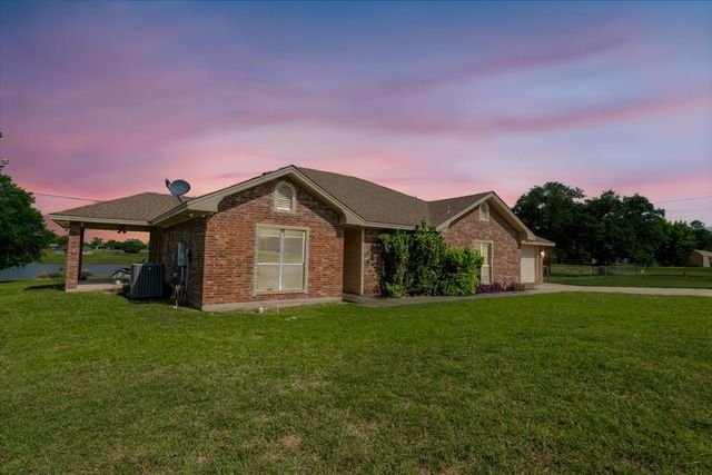 100 Pamela Drive, Gatesville, TX 76528