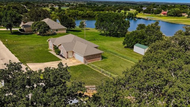 100 Pamela Drive, Gatesville, TX 76528