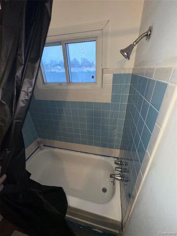 4900 Elmhurst Street, Detroit, MI 48204