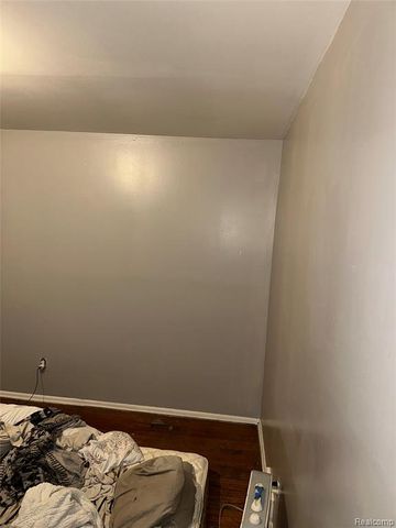 4900 Elmhurst Street, Detroit, MI 48204