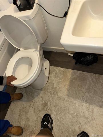 4900 Elmhurst Street, Detroit, MI 48204