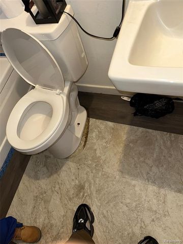 4900 Elmhurst Street, Detroit, MI 48204