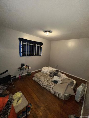 4900 Elmhurst Street, Detroit, MI 48204