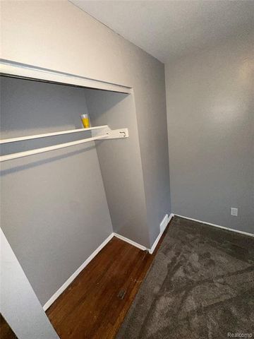 4900 Elmhurst Street, Detroit, MI 48204