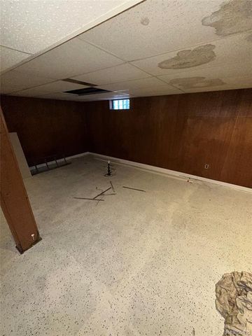 4900 Elmhurst Street, Detroit, MI 48204