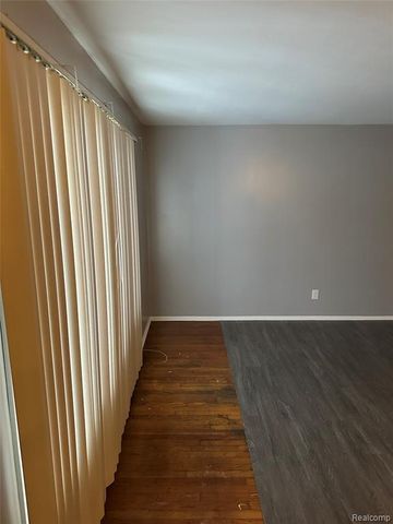 4900 Elmhurst Street, Detroit, MI 48204