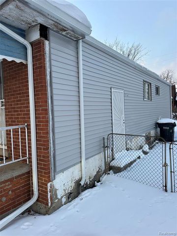 4900 Elmhurst Street, Detroit, MI 48204