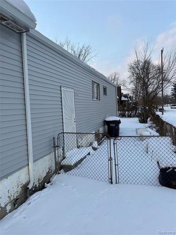 4900 Elmhurst Street, Detroit, MI 48204