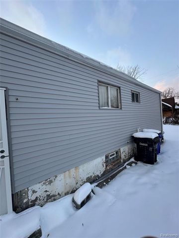 4900 Elmhurst Street, Detroit, MI 48204