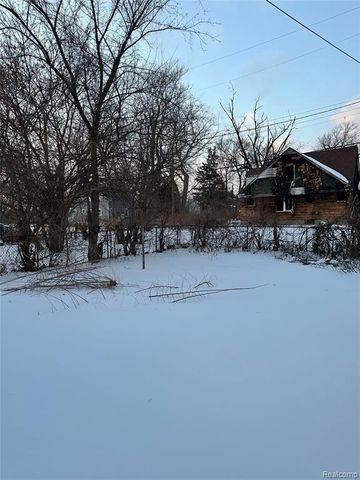 4900 Elmhurst Street, Detroit, MI 48204