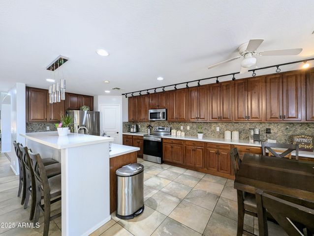 4014 S 74TH Lane, Phoenix, AZ 85043