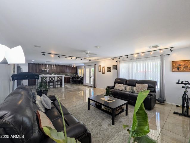 4014 S 74TH Lane, Phoenix, AZ 85043