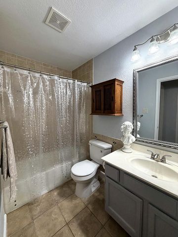 4711 Spicewood Springs RD 164, Austin, TX 78759