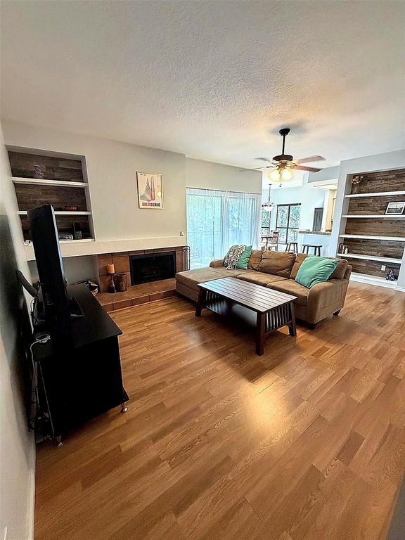 4711 Spicewood Springs RD 164, Austin, TX 78759