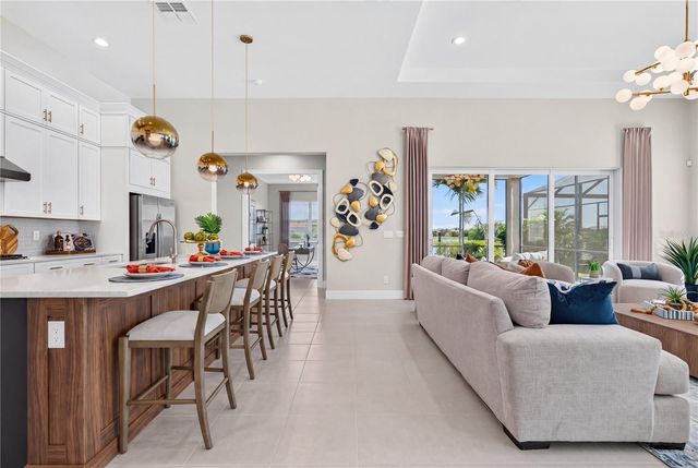 8154 REDONDA LOOP, Lakewood Ranch, FL 34202