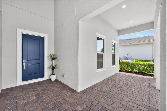 8154 REDONDA LOOP, Lakewood Ranch, FL 34202