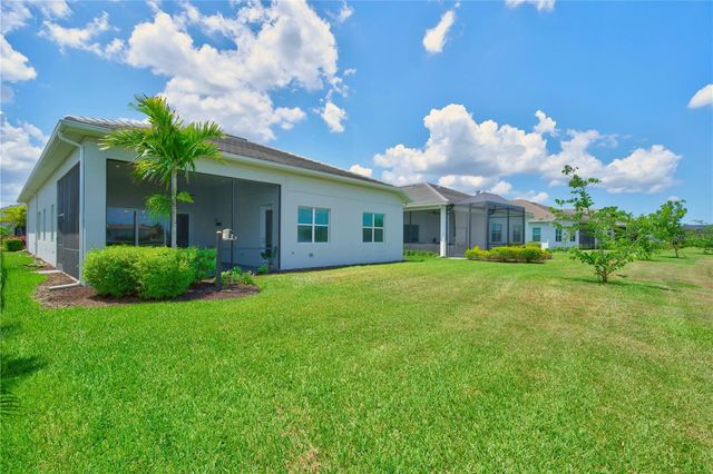 8154 REDONDA LOOP, Lakewood Ranch, FL 34202