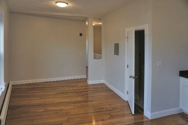 116 Willow St 04, Cambridge, MA 02141