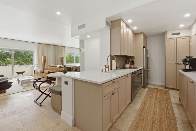 3 Island Ave 06K, Miami Beach, FL 33139