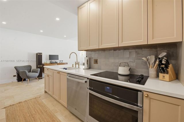 3 Island Ave 06K, Miami Beach, FL 33139