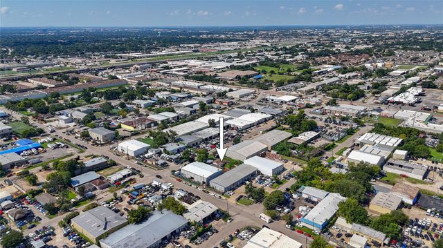8710 Daffodil Street, Houston, TX 77063